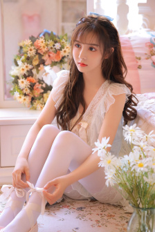 沉沦同学胯下的美妇